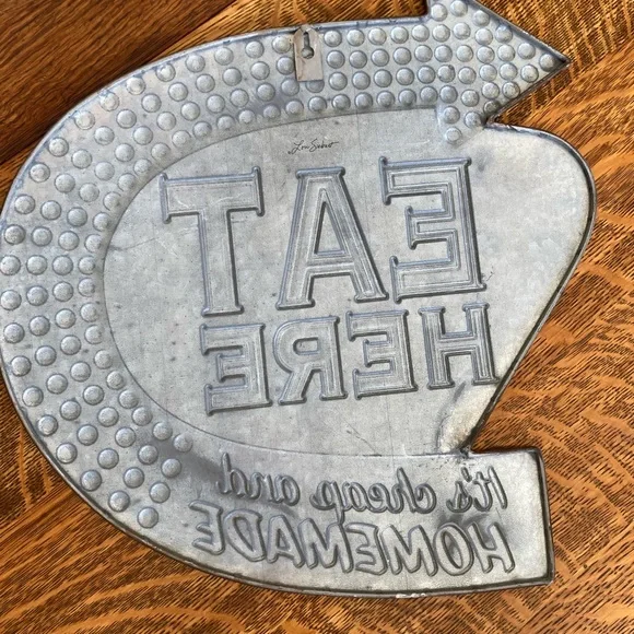 Vintage style metal wall sign - Picture 3 of 4